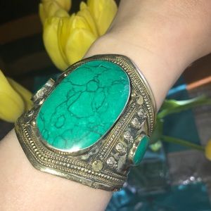 Vintage Silver Metal Green Stone Adjustable Cuff